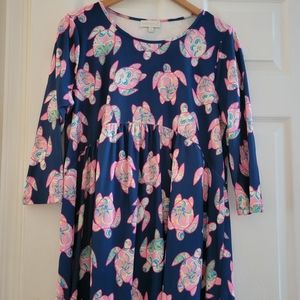 Simply Southern Blue Pink turtle print top size large Tunic Beachy Coastal